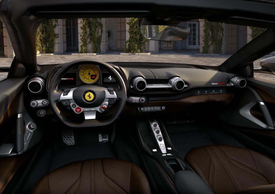 Торпедо Ferrari 812 GTS 2019 года  (WW) (фото 2 из 30)
